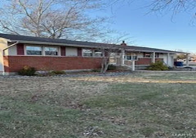 Photo 2 of Single family home for sale at 1101 S Mildred Ave, Salem, MO 65560 | MLS# 25003741 | Listing updated on 2025-03-15