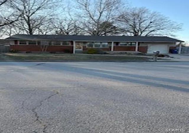 Photo 3 of Single family home for sale at 1101 S Mildred Ave, Salem, MO 65560 | MLS# 25003741 | Listing updated on 2025-03-15