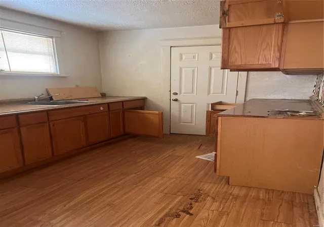 Photo 2 of Single family home for sale at 8836 Ramona Ave, Saint Louis, MO 63121 | MLS# 25003754 | Listing updated on 2025-01-24