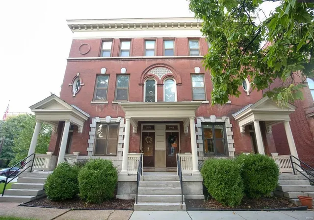Photo 1 of Townhouse for sale at 5169 Waterman Blvd, Saint Louis, MO 63108 | MLS# 25003795 | Listing updated on 2025-02-13