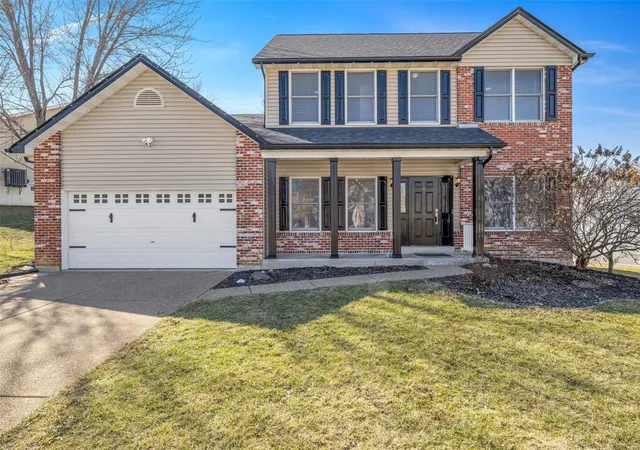 Photo 1 of Single family home for sale at 127 Bright Gem Dr, Saint Charles, MO 63304 | MLS# 25003927 | Listing updated on 2025-03-17