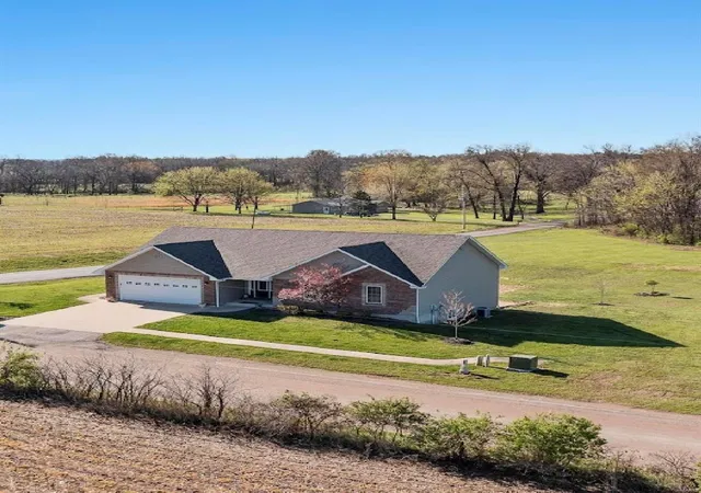 Photo 53 of Single family home for sale at 850 White Rd, Montgomery, MO 63361 | MLS# 25004005 | Listing updated on 2025-01-25