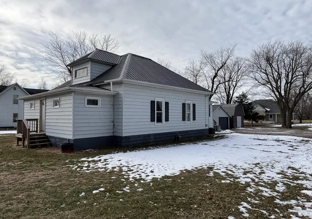 Photo 1 of Single family home for sale at 602 Boulware Brown Blvd, Perry, MO 63462 | MLS# 25004033 | Listing updated on 2025-03-12