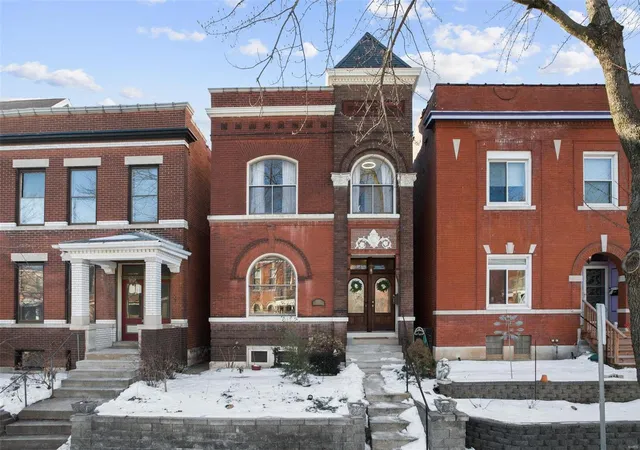 Photo 1 of Single family home for sale at 4552 Gibson Ave, Saint Louis, MO 63110 | MLS# 25004075 | Listing updated on 2025-01-29
