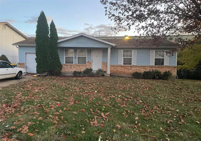 Photo 1 of Single family home for sale at 10128 Jeremiah Ct, Saint Ann, MO 63074 | MLS# 25004168 | Listing updated on 2025-01-27