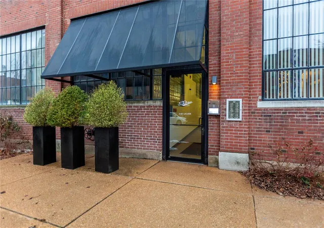 Condo for sale at 4100 Laclede Ave #310, Saint Louis, MO 63108 | MLS# 25004589 | Listing updated on 2025-03-03
