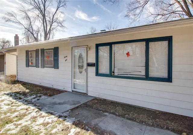 5th image of 21 Drexel Dr, East Saint Louis, IL 62206 | MLS# 25004639