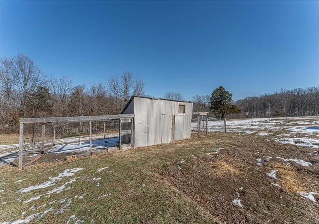 Photo 38 of Single family home for sale at 1089 Hwy 100, Morrison, MO 65061 | MLS# 25004646 | Listing updated on 2025-03-10