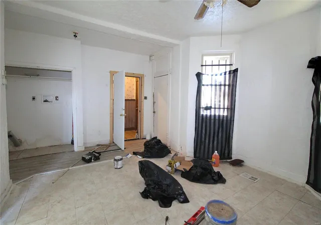 Photo 3 of Multi family home for sale at 2718 State St, East Saint Louis, IL 62205 | MLS# 25004702 | Listing updated on 2025-01-29