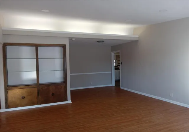 Photo 2 of Single family home for sale at 7361 Lynn Ave, Saint Louis, MO 63130 | MLS# 25004740 | Listing updated on 2025-03-18