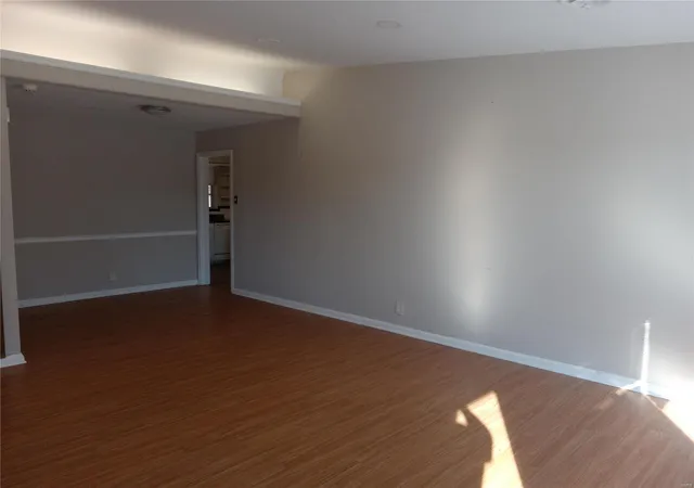 Photo 3 of Single family home for sale at 7361 Lynn Ave, Saint Louis, MO 63130 | MLS# 25004740 | Listing updated on 2025-03-18