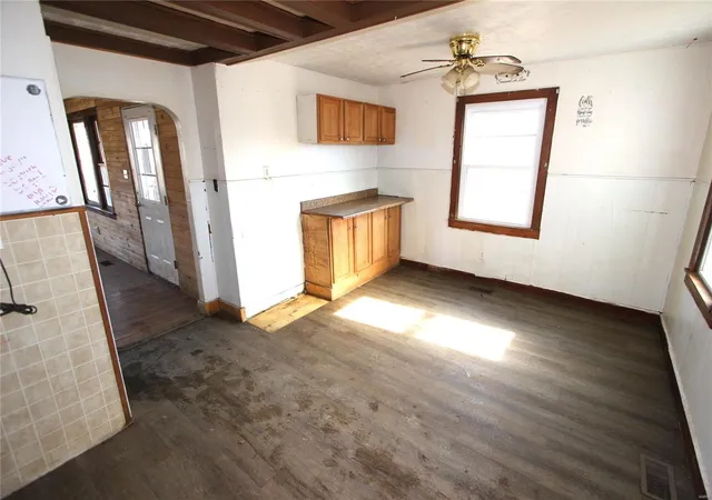 Photo 19 of Sale Pending at 918 Andrews St, Fredericktown, MO 63645 | MLS# 25004745 | Listing updated on 2025-03-03