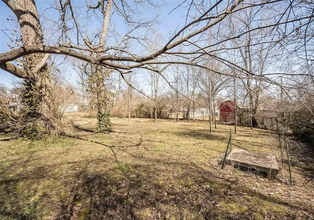5th image of 9830 Madison Ave, Saint Louis, MO 63119 | MLS# 25004747