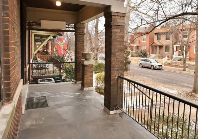 Photo 2 of Sale Pending at 3908 Juniata St, Saint Louis, MO 63116 | MLS# 25004754 | Listing updated on 2025-03-05