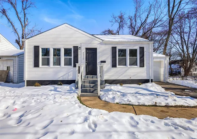 Photo 1 of Single family home for sale at 9920 Northgate Dr, Saint Louis, MO 63137 | MLS# 25004807 | Listing updated on 2025-03-08