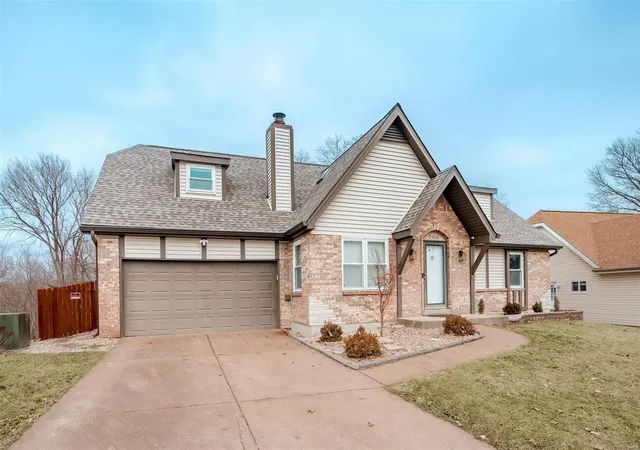 Photo 1 of Single family home for sale at 7011 Broken Oak Dr, Saint Louis, MO 63129 | MLS# 25004824 | Listing updated on 2025-03-19