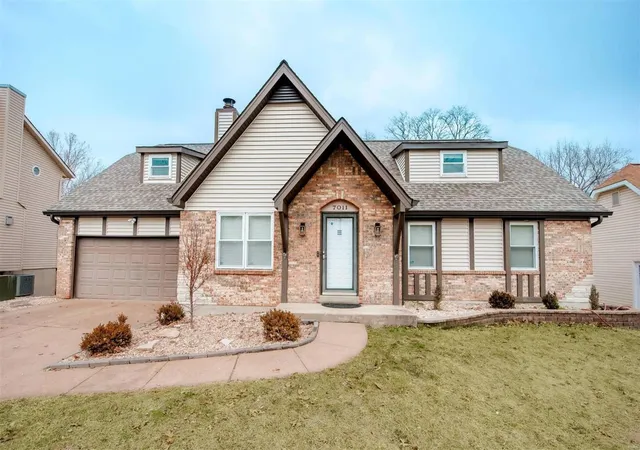 Photo 1 of Single family home for sale at 7011 Broken Oak Dr, Saint Louis, MO 63129 | MLS# 25004824 | Listing updated on 2025-03-19