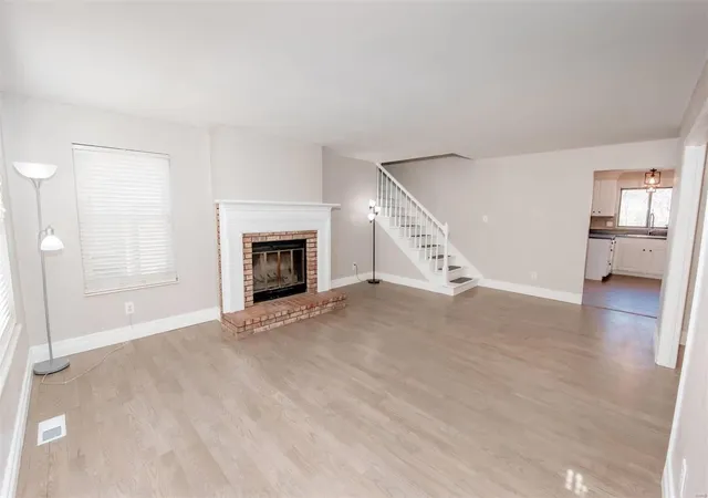 Photo 4 of Single family home for sale at 7011 Broken Oak Dr, Saint Louis, MO 63129 | MLS# 25004824 | Listing updated on 2025-03-19