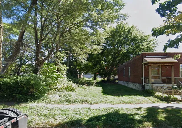 Photo 1 of Land for sale at 8210 Pennsylvania Ave, Saint Louis, MO 63111 | MLS# 25004976 | Listing updated on 2025-03-10