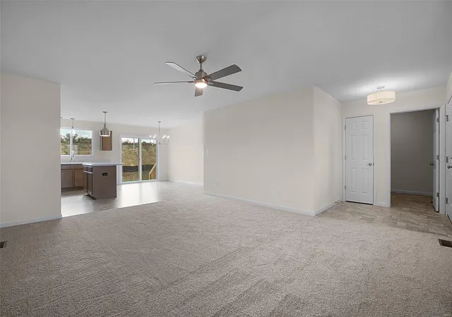 3rd image of 894 Woodbridge Way, Truesdale, MO 63380 | MLS# 25005086