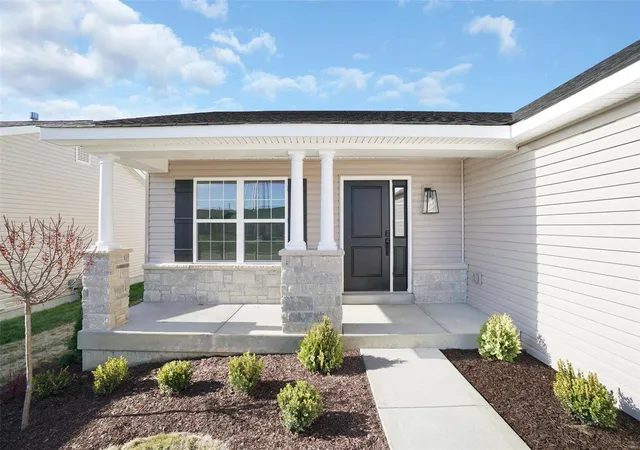 Photo 1 of Single family home for sale at 1585 Misty River Dr, O Fallon, MO 63366 | MLS# 25005087 | Listing updated on 2025-03-17