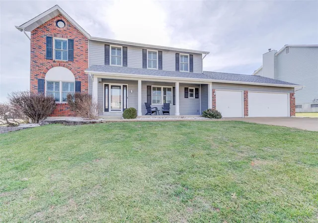 Photo 1 of Single family home for sale at 38 Kentucky Blue Ridge Ct, Saint Charles, MO 63303 | MLS# 25005189 | Listing updated on 2025-02-04