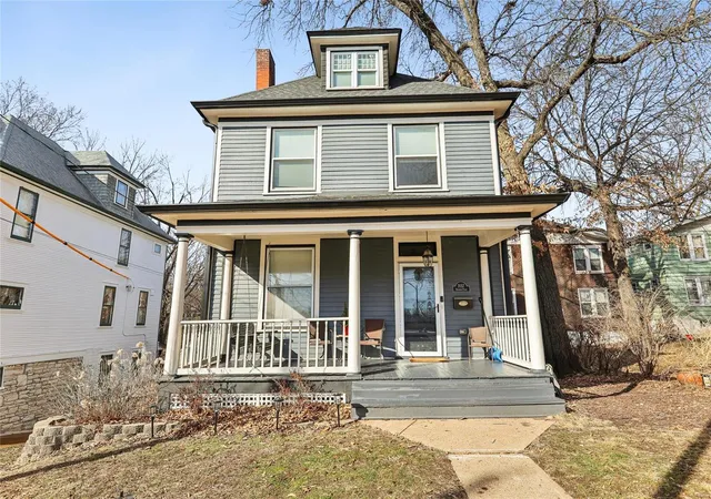 Photo 1 of Single family home for sale at 2057 Blendon Pl, Saint Louis, MO 63143 | MLS# 25005200 | Listing updated on 2025-02-27