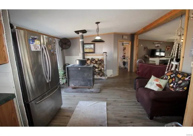 Photo 2 of Single family home for sale at 2086 County Road 137, Wasola, MO 65773 | MLS# 25005250 | Listing updated on 2025-03-18