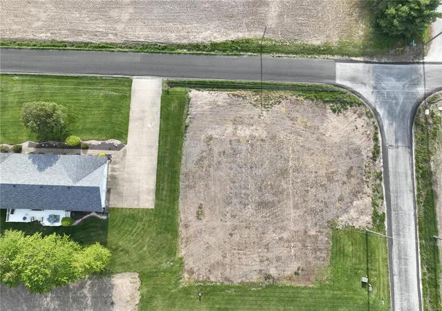 Photo 3 of Land for sale at 2 W Fairgrounds Ave, Jerseyville, IL 62052 | MLS# 25005282 | Listing updated on 2025-02-03