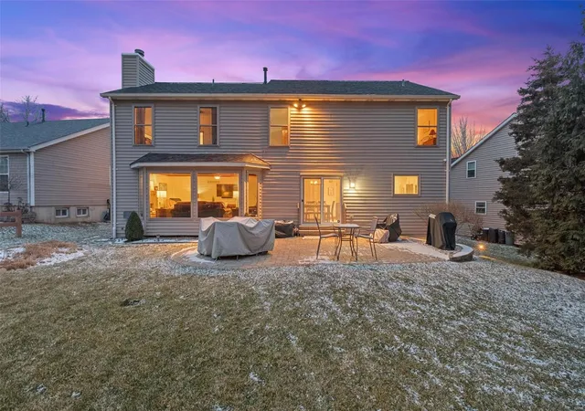 Photo 4 of Single family home for sale at 9854 Grantview Forest Dr, Saint Louis, MO 63123 | MLS# 25005337 | Listing updated on 2025-02-21