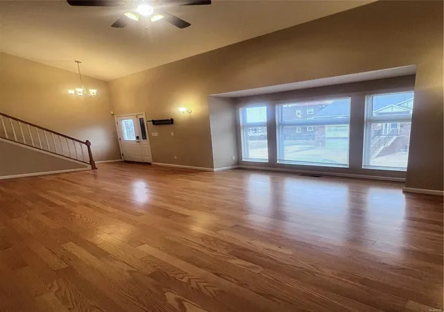 Photo 2 of Townhouse for sale at 9 Cabanne Townhome Dr, Saint Louis, MO 63112 | MLS# 25005593 | Listing updated on 2025-02-27