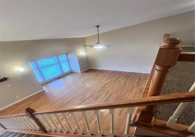 Photo 4 of Townhouse for sale at 9 Cabanne Townhome Dr, Saint Louis, MO 63112 | MLS# 25005593 | Listing updated on 2025-02-27