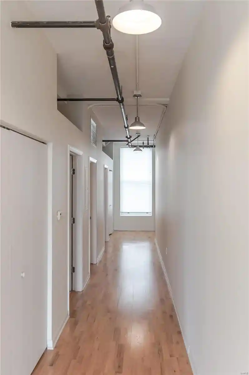 Listing Photo 55 - Condo for sale in 1501 Locust St located at 1501 Locust St, St. Louis, MO 63103 - Unit #909