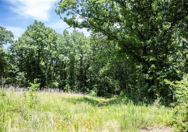 5th image of 5001 Hilltop Ln, Imperial, MO 63010 | MLS# 25005722