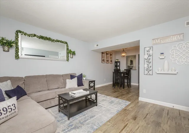 Photo 3 of Townhouse for sale at 8953 S Swan Cir, Saint Louis, MO 63144 | MLS# 25005803 | Listing updated on 2025-03-19