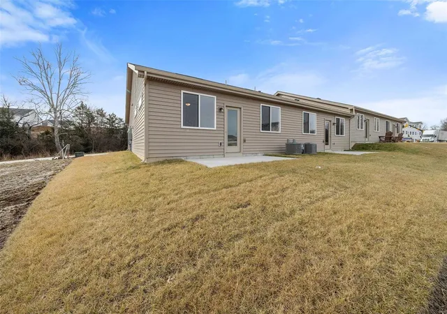 image of 893 Walter Wy, Washington, MO 63090