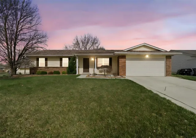 Photo 1 of Single family home for sale at 3920 Nugget Dr, Saint Peters, MO 63376 | MLS# 25005879 | Listing updated on 2025-03-20