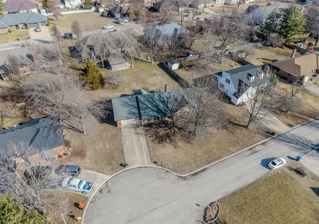 5th image of 409 Carriage Pl, Lebanon, MO 65536 | MLS# 25005897
