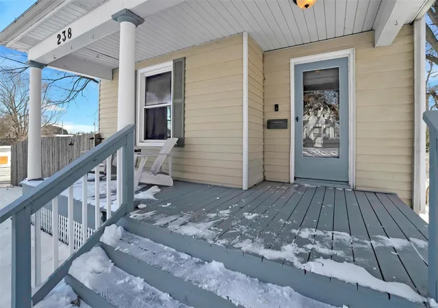 Photo 2 of Single family home for sale at 238 Houston St, Saint Charles, MO 63301 | MLS# 25005901 | Listing updated on 2025-03-07