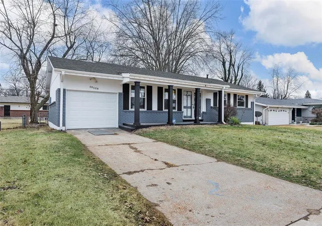 Photo 2 of Single family home for sale at 10528 Langford Dr, Saint Louis, MO 63136 | MLS# 25006011 | Listing updated on 2025-03-10