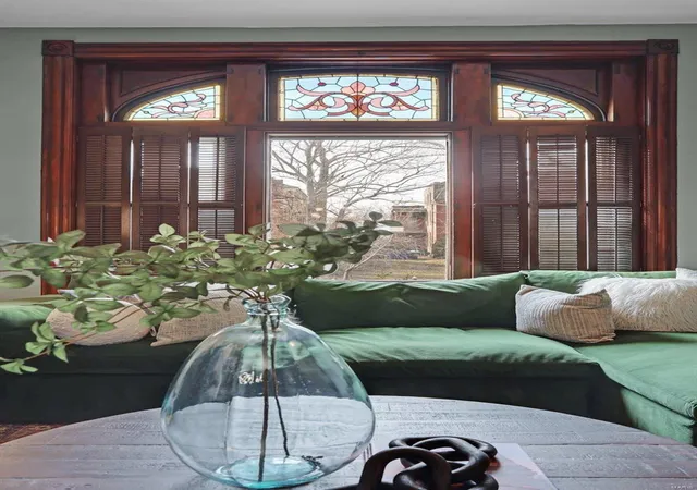 Photo 3 of Single family home for sale at 3622 S Jefferson Ave, Saint Louis, MO 63118 | MLS# 25006065 | Listing updated on 2025-03-13