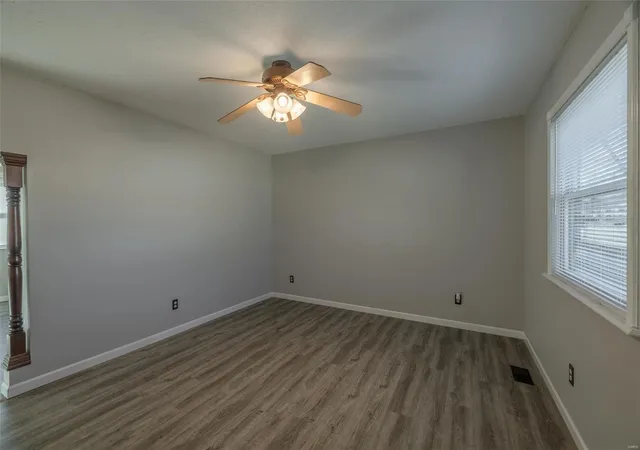 Photo 2 of Single family home for sale at 1908 Autumn Hl Dr, O Fallon, MO 63366 | MLS# 25006226 | Listing updated on 2025-03-06