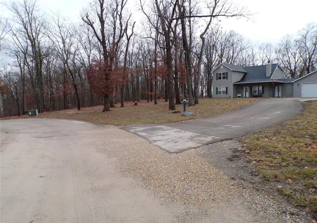 3rd image of 5312 Wiggins, Farmington, MO 63640 | MLS# 25006311