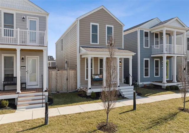 Photo 3 of Single family home for sale at 128 Tiber Way, Saint Charles, MO 63301 | MLS# 25006422 | Listing updated on 2025-03-09