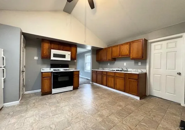 Photo 1 of Single family home for sale at 204 Flora Dr, Saint Louis, MO 63135 | MLS# 25006538 | Listing updated on 2025-02-06