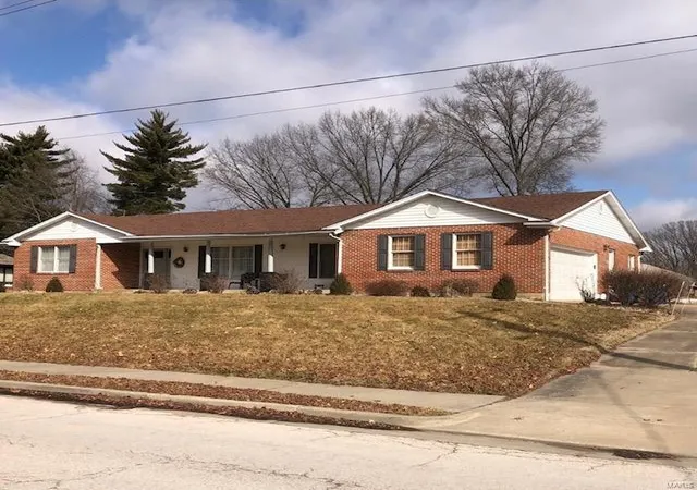 Photo 1 of Single family home for sale at 200 Miller St, New Haven, MO 63068 | MLS# 25006811 | Listing updated on 2025-03-14