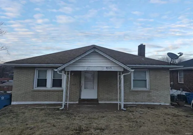 Photo 1 of Single family home for sale at 4515 June Ave, Saint Louis, MO 63121 | MLS# 25006838 | Listing updated on 2025-03-10