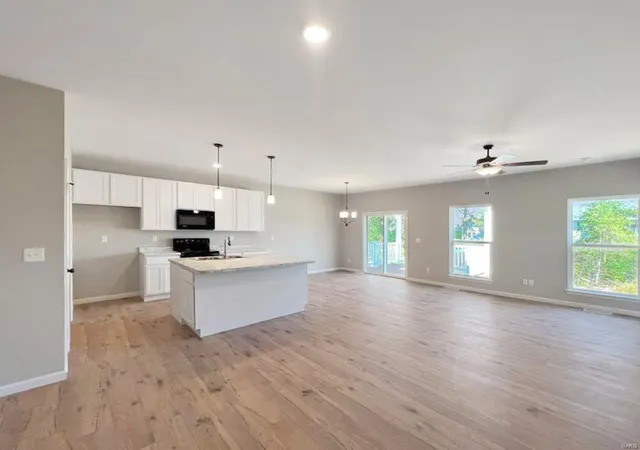 4th image of 44 Matthias Close Rd #44 STB, Washington, MO 63090 | MLS# 25006928
