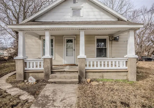 Photo 24 of Sale Pending at 915 N Kansas Expressway, Springfield, MO 65802 | MLS# 25007009 | Listing updated on 2025-03-11