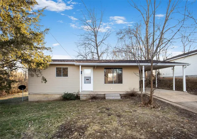 Photo 22 of Sale Pending at 115 East Marvin, Fredericktown, MO 63645 | MLS# 25007188 | Listing updated on 2025-03-05